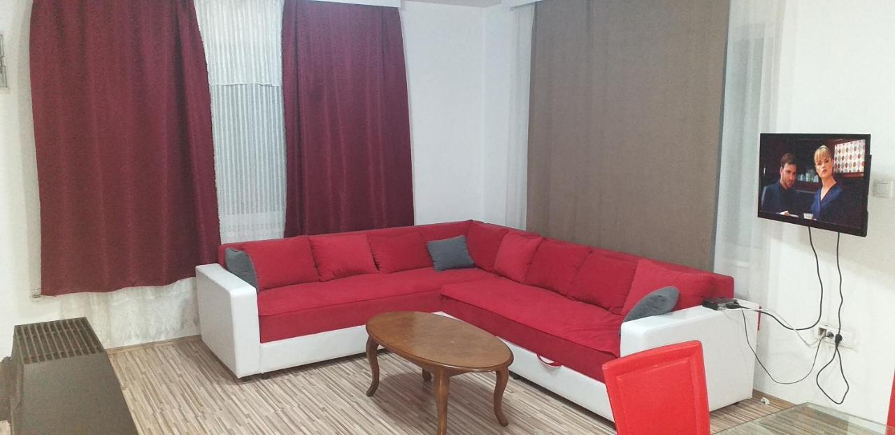 Apartmani Grza Paraćin Εξωτερικό φωτογραφία